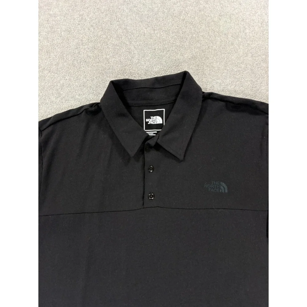 The North Face Cotton Blend Short Sleeve Polo Shirt (Men's Medium) Black